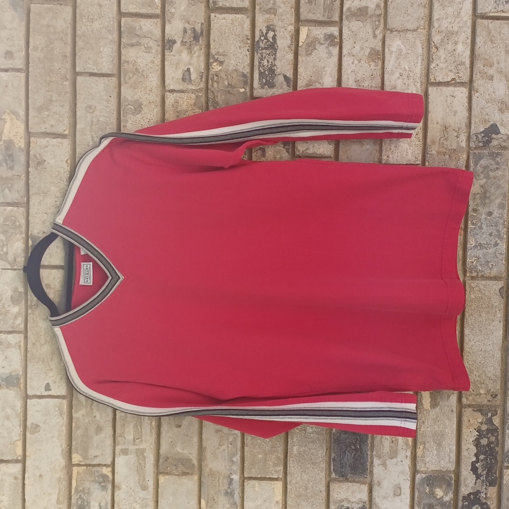 Vintage Arizona Jean Company Red Long-sleeved vneck